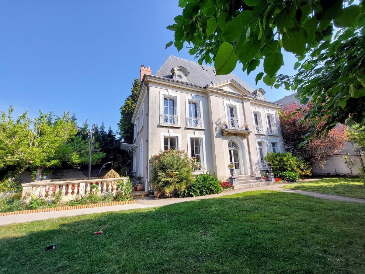 La Maucanniere Joué-lés-Tours Bagian luar foto